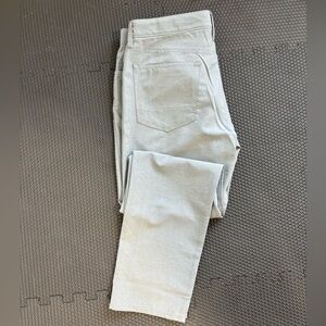 Never worn Bonobos Golf Pants. Sz 32.